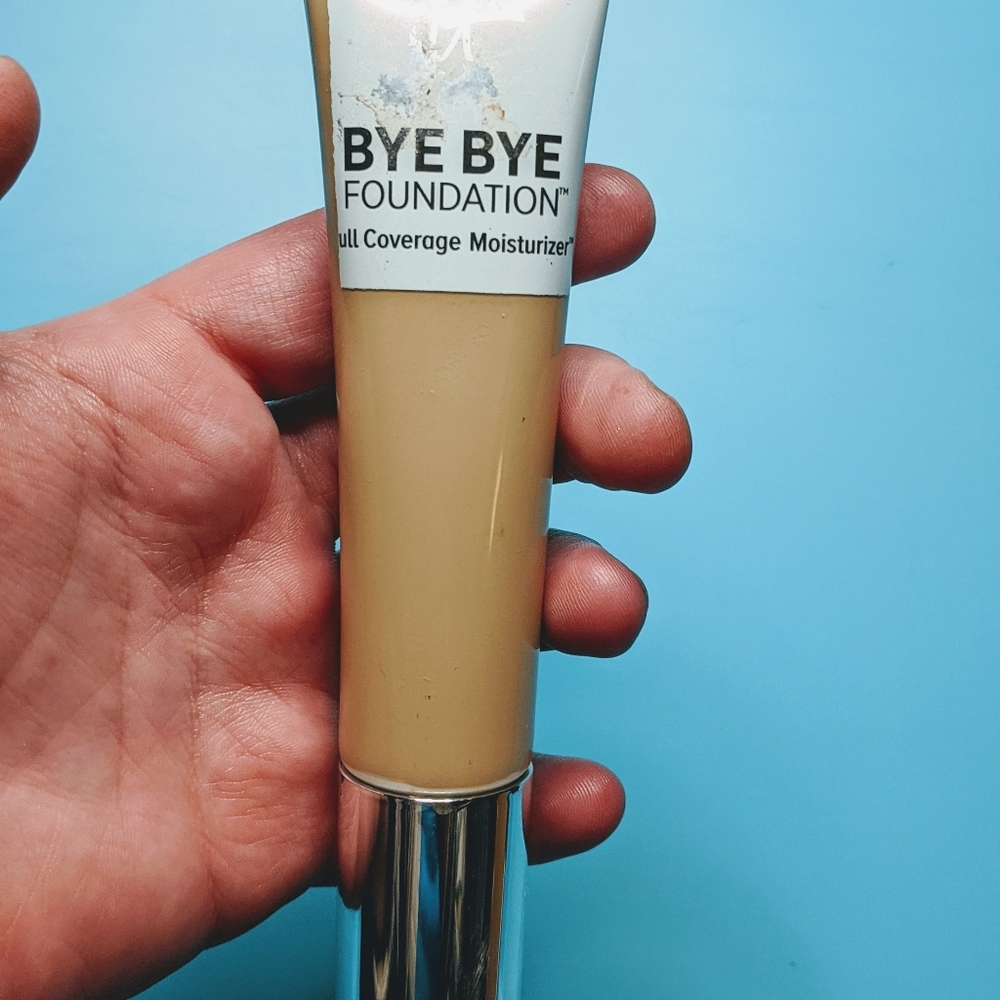 It bye bye foundation